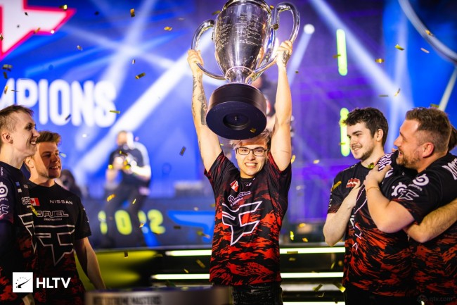 Spirit 晋级2025年BLAST Bounty Fall半决赛