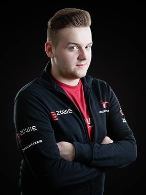 Mouz 在 ESL Pro League Season 22 中以 2：0 击败 FaZe，获得第三名
