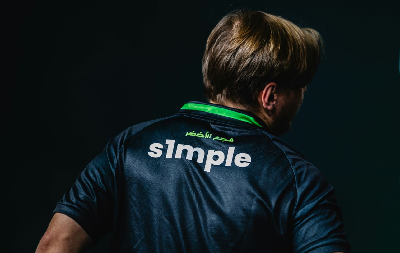 赛后群访Assum：有想过能以这个比分赢下LNG 我们选人比对面好